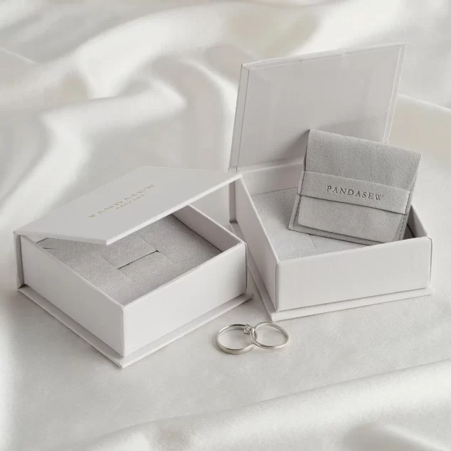 Kendinden Kapaklı Mukavva Takı Kutusu