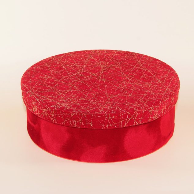 Kırmızı Kumaş Desenli Yuvarlak Kutu
