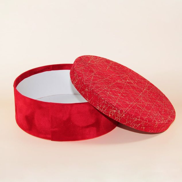 Kırmızı Kumaş Desenli Yuvarlak Kutu