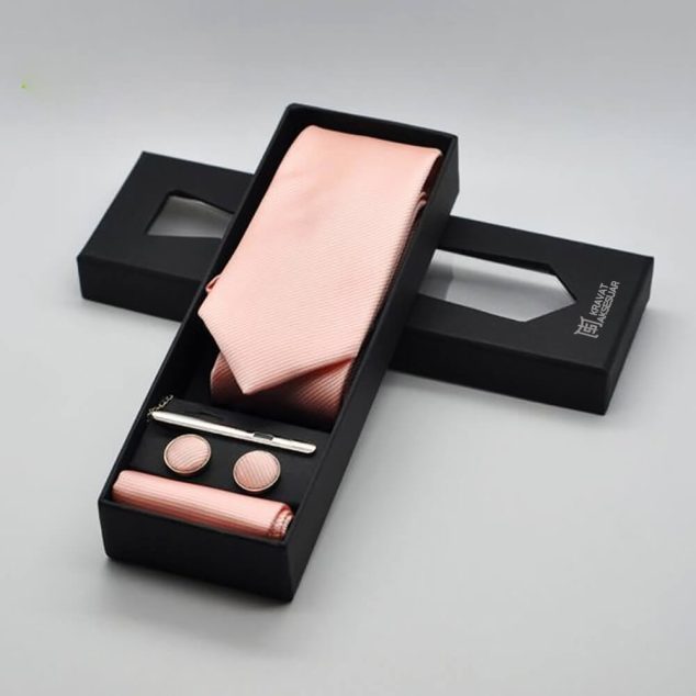 Sert Mukavva Pencereli Kravat Kutusu